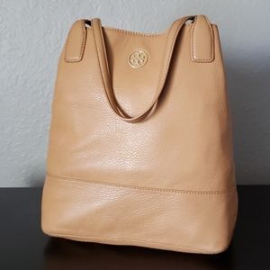 Tory Burch Michelle Bucket ToteBag